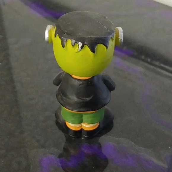 EEK FRANKENSTEIN BOBBLE HEAD * PIER 1 * HALLOWEEN DECORATIONS * OTHERS AVAILABLE - Picture 6 of 10